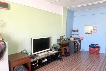 Pangsapuri Putra Harmoni, Precint 9