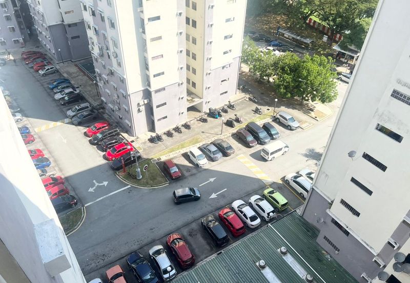 Pangsapuri Putra Harmoni, Precint 9