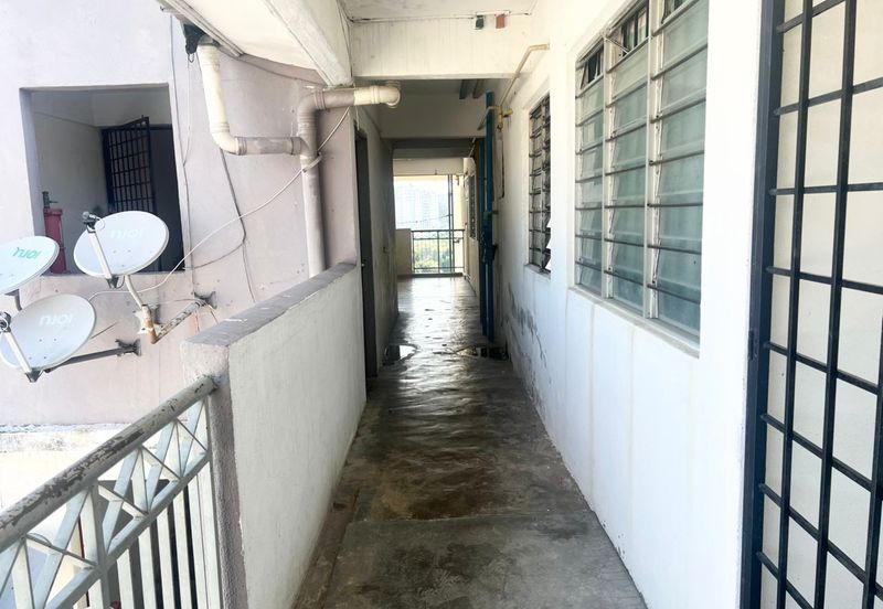 Pangsapuri Putra Harmoni, Precint 9