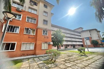 Pangsapuri Putra Damai