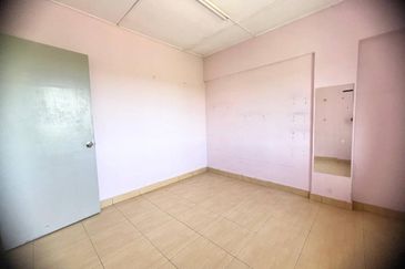 Pangsapuri Putra Damai