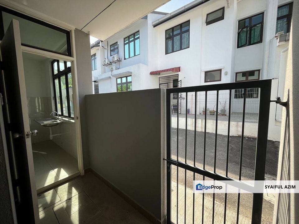 Mutiara Hills, Semenyih Double Storey Terrace [NEW HOUSE] [EXTENDED UNIT], Selangor, Semenyih