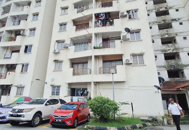 Pandan Court, Taman Pandan Mewah