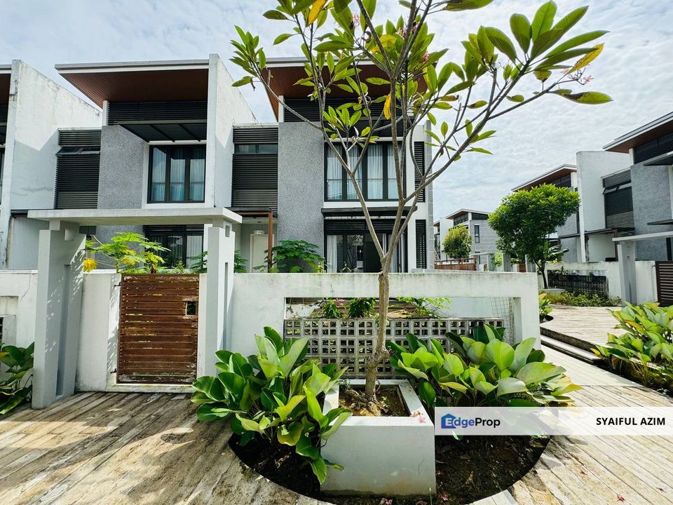 [ END LOT ] 3 Storey Terrace Mozart Symphony Hills Cyberjaya, Selangor, Cyberjaya