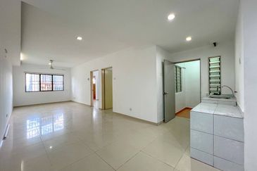 Lumayan Apartment