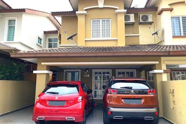 [ BELOW MV ][ RENOVATED & FULLY EXTENDED ] Double Storey Saujana Damansara PJU 10 Petaling Jaya
