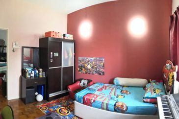 [ BELOW MV ][ RENOVATED & FULLY EXTENDED ] Double Storey Saujana Damansara PJU 10 Petaling Jaya