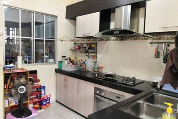 [ BELOW MV ][ RENOVATED & FULLY EXTENDED ] Double Storey Saujana Damansara PJU 10 Petaling Jaya