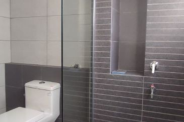 Setia Warisan Tropika (Belladonna)