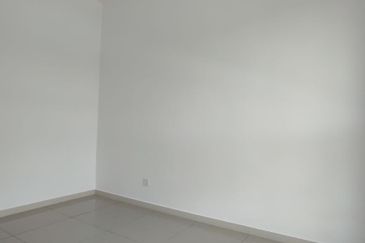 Setia Warisan Tropika (Belladonna)