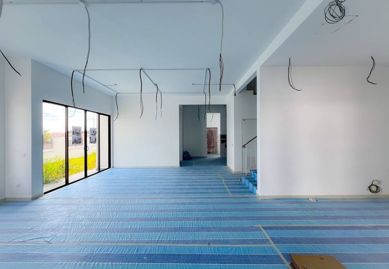 Avis 2 @ Setia Alam Sari