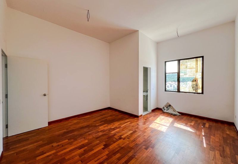 Avis 2 @ Setia Alam Sari