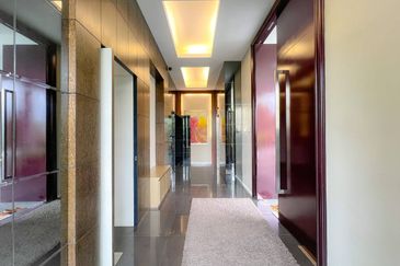 [ GRAND VIEW ROOFTOP ] 3.5 Storey Bungalow House Country Heights Damansara