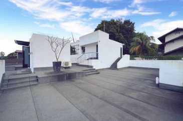 [ GRAND VIEW ROOFTOP ] 3.5 Storey Bungalow House Country Heights Damansara