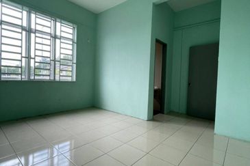 Pangsapuri Cempaka @ Taman Salak Maju