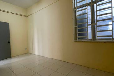 Pangsapuri Cempaka @ Taman Salak Maju