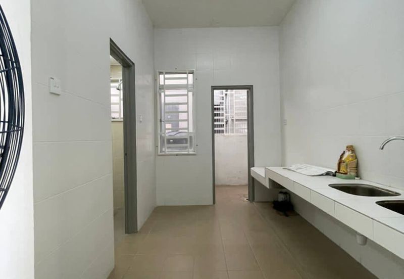 Pangsapuri Cempaka @ Taman Salak Maju