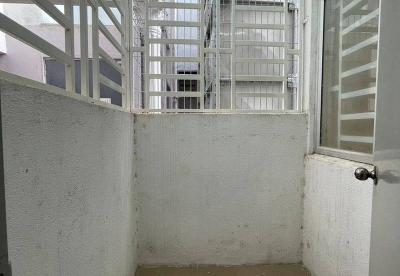 Pangsapuri Cempaka @ Taman Salak Maju