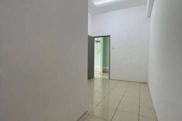 Pangsapuri Cempaka @ Taman Salak Maju