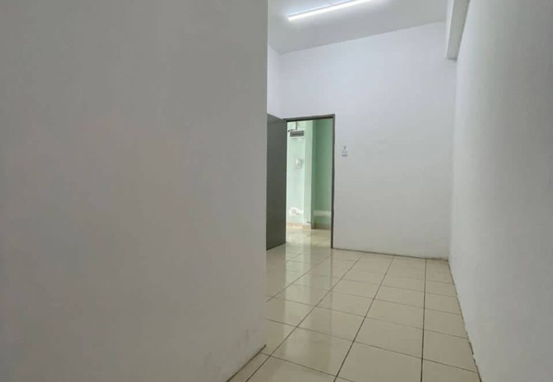 Pangsapuri Cempaka @ Taman Salak Maju