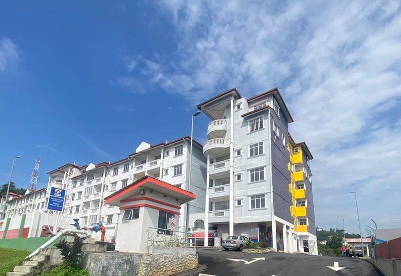 Pangsapuri Cempaka @ Taman Salak Maju