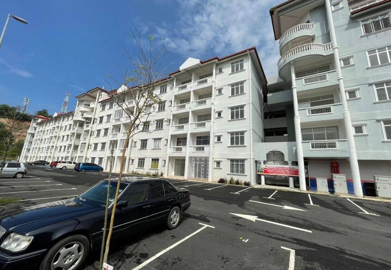 Pangsapuri Cempaka @ Taman Salak Maju