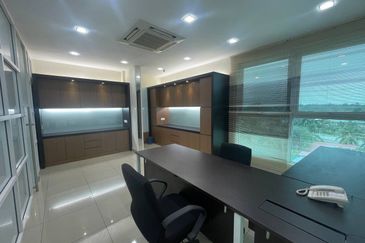 [ STRATEGIC LOCATION ] Commercial Building 5 Storey (9 Office Unit) Jalan Kebun Klang