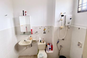 Taman Kota Warisan Permai