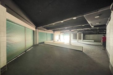 Pusat Perdagangan Seri Kembangan