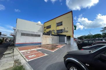 Pusat Perdagangan Seri Kembangan