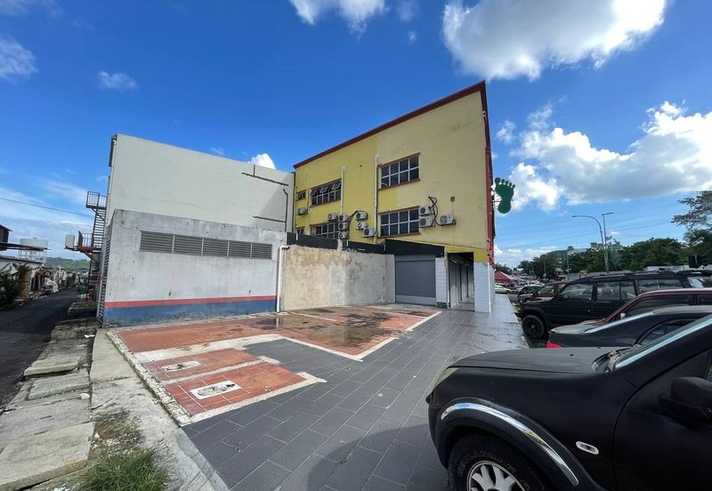 Pusat Perdagangan Seri Kembangan