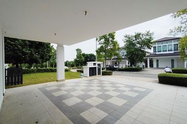 Tenderfields @ Eco Majestic