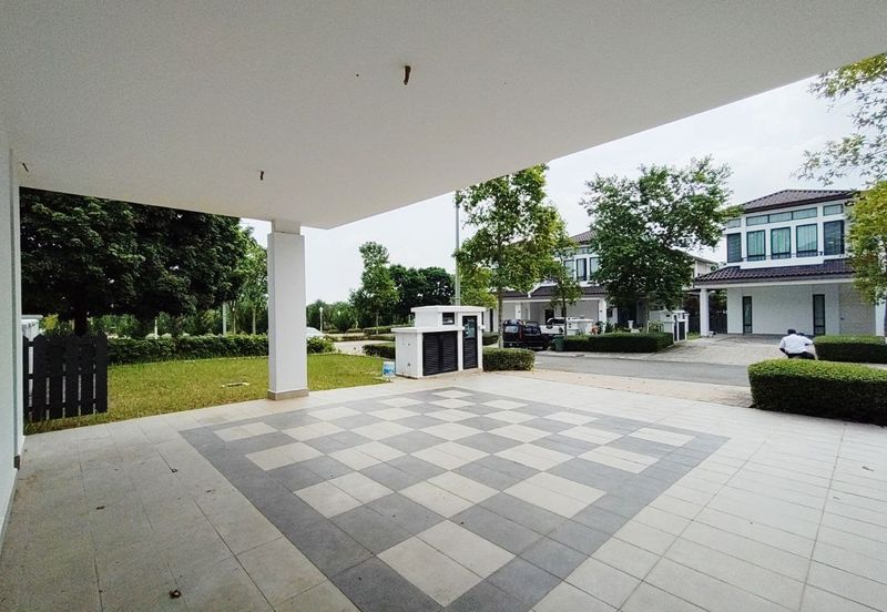 Tenderfields @ Eco Majestic