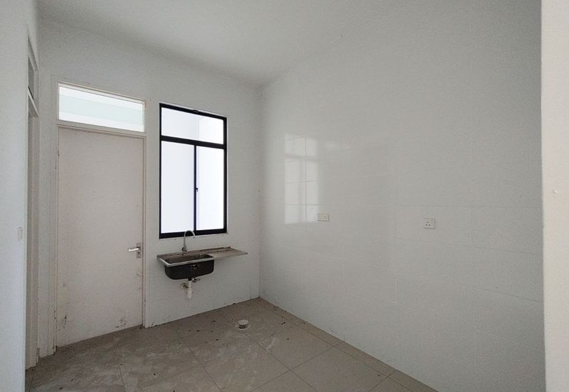 Tenderfields @ Eco Majestic