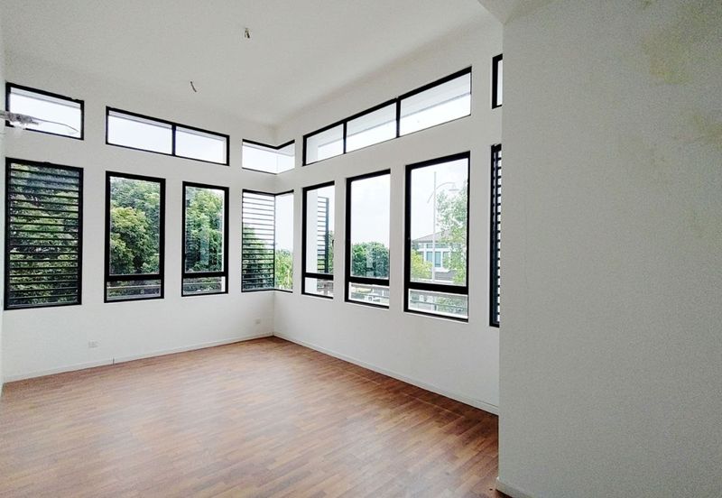 Tenderfields @ Eco Majestic