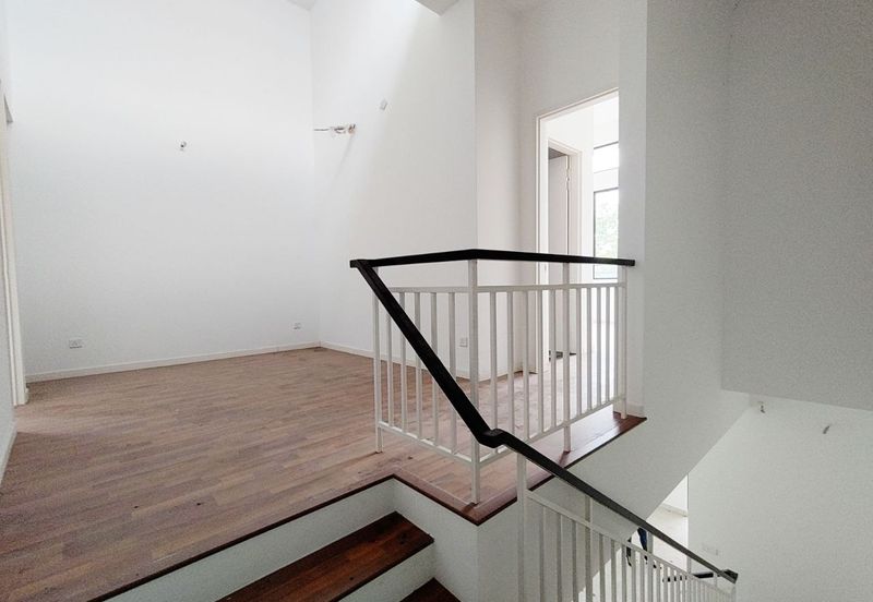 Tenderfields @ Eco Majestic