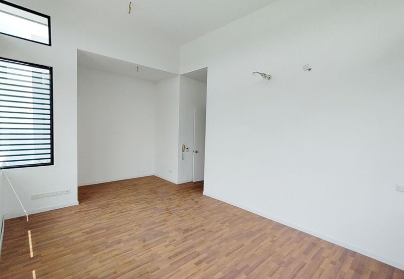 Tenderfields @ Eco Majestic