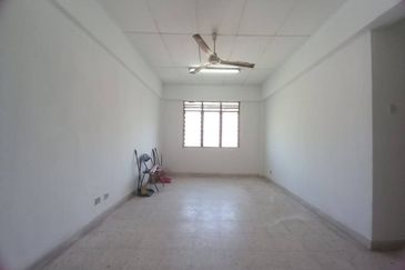 Kenanga Apartment, Taman Bukit Kinrara