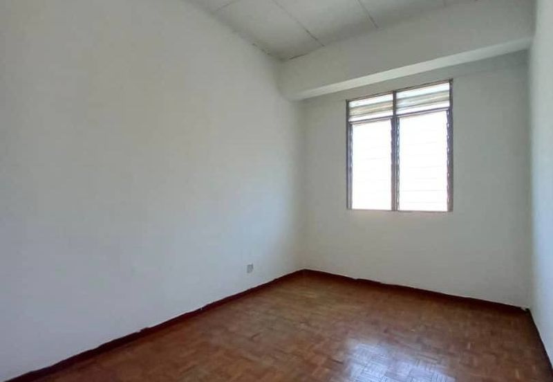 Kenanga Apartment, Taman Bukit Kinrara