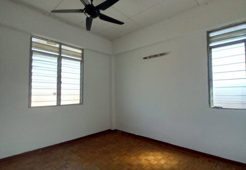 Kenanga Apartment, Taman Bukit Kinrara