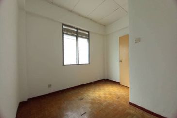 Kenanga Apartment, Taman Bukit Kinrara