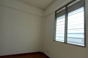 Kenanga Apartment, Taman Bukit Kinrara