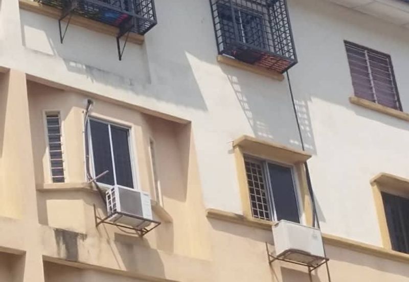 Taman Sri Batu Caves