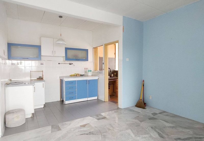 Astana Alam Apartment