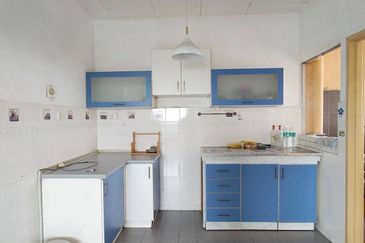 Astana Alam Apartment