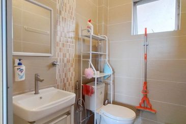 Astana Alam Apartment