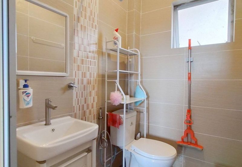 Astana Alam Apartment