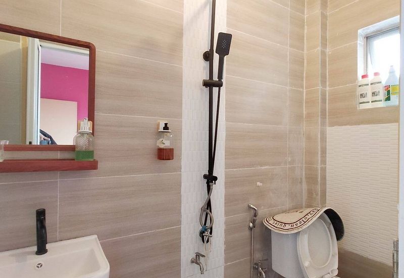 Astana Alam Apartment