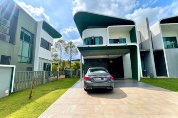 Lepironia Gardens, Setia Eco Glades