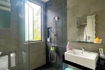 Lepironia Gardens, Setia Eco Glades